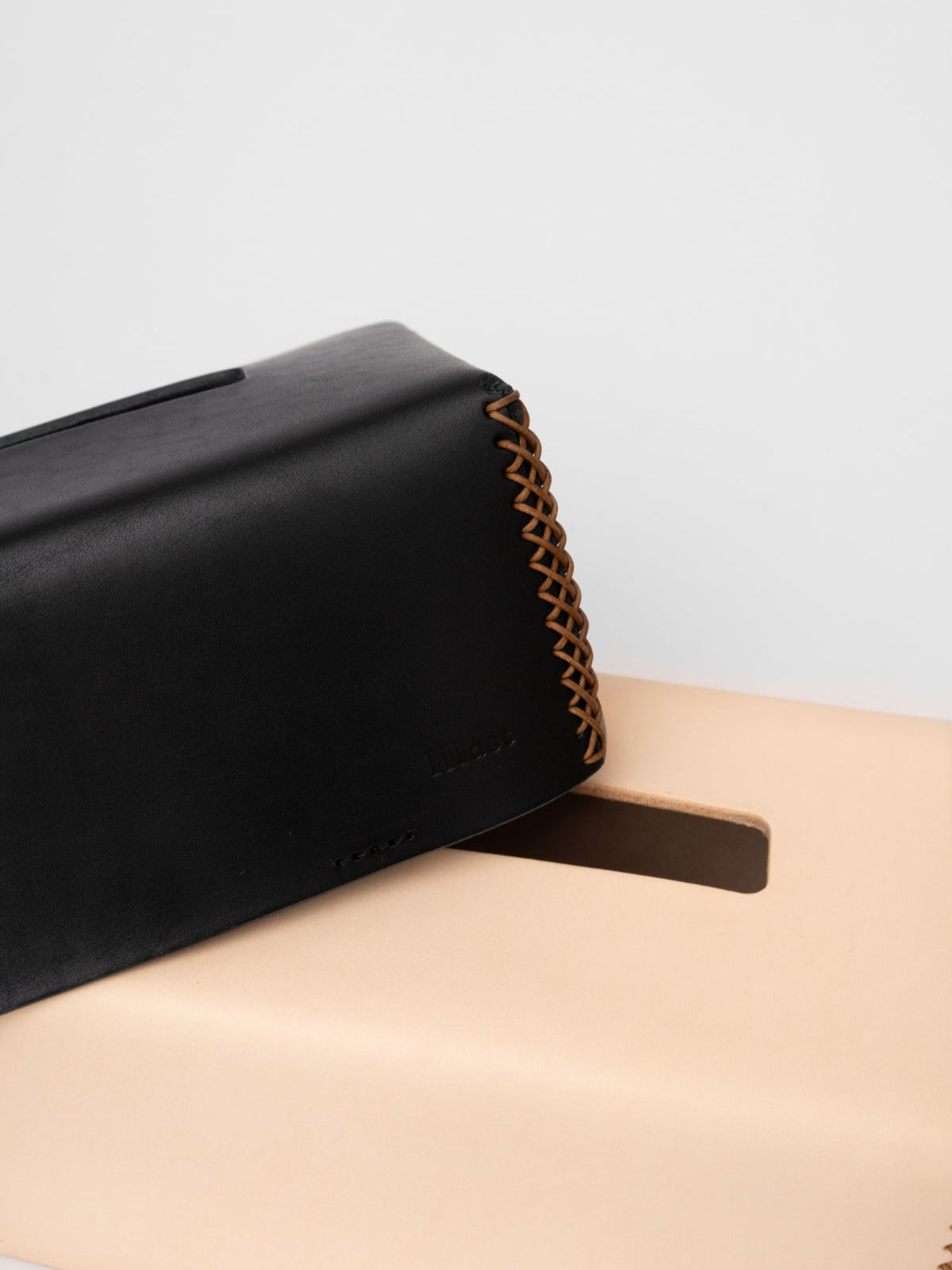 Tissue Case (Hard)