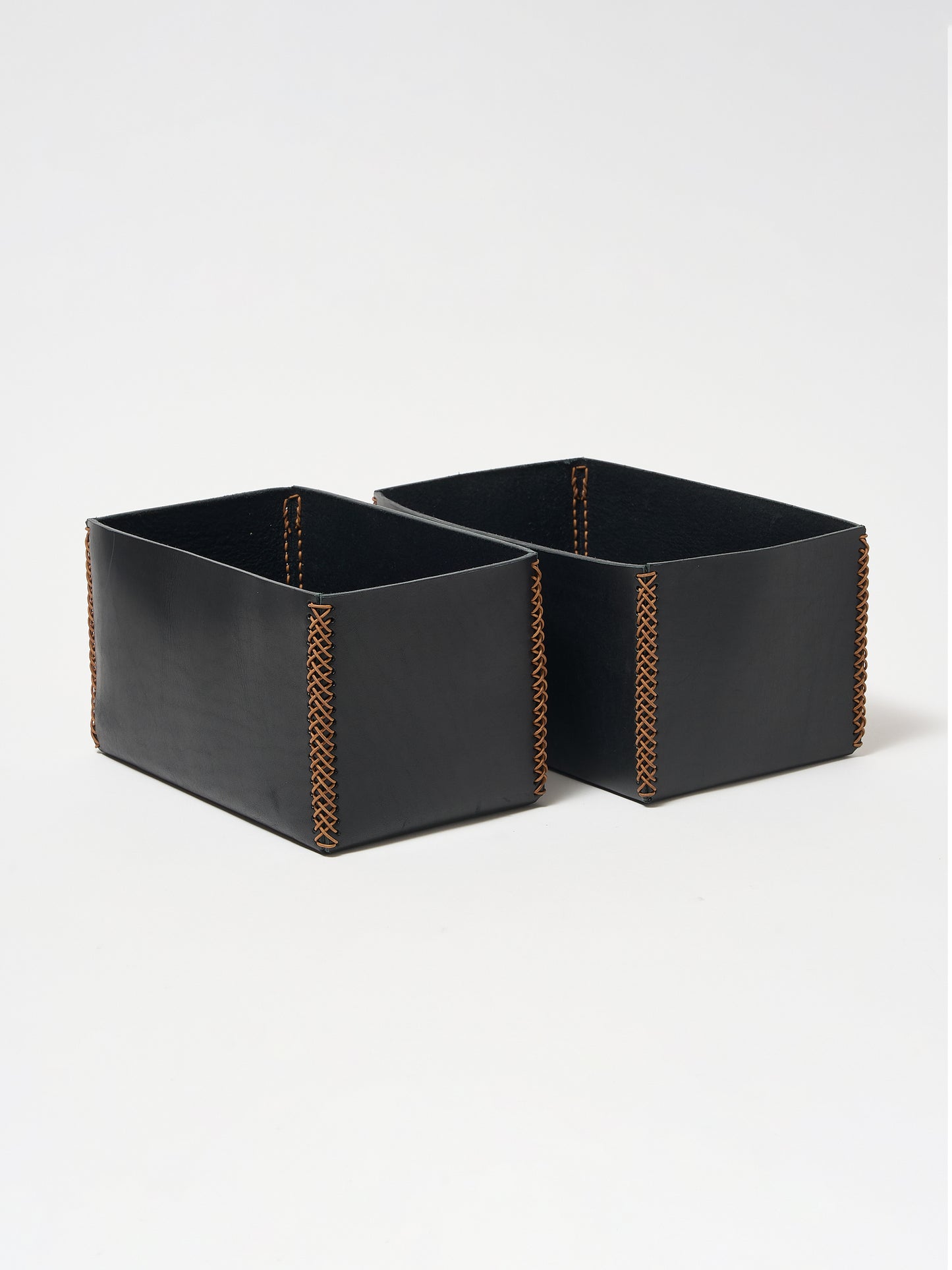 Leather Box (M)